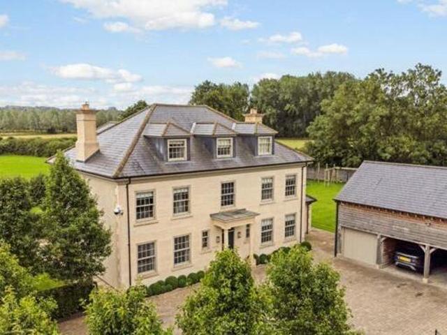 House for sale in Stanford On Avon, Leicestershire