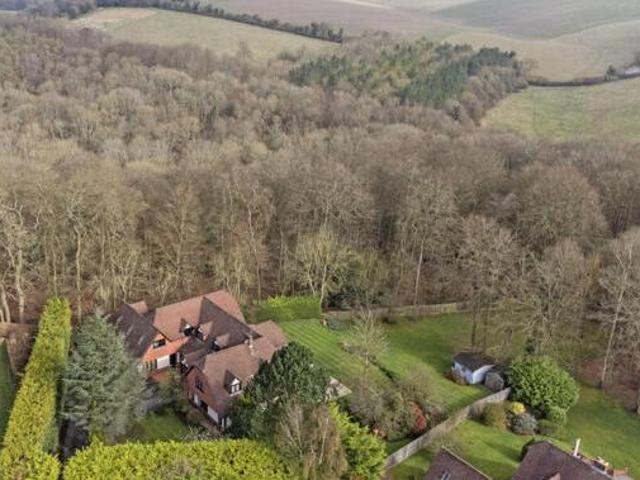 House for sale in Lunnon, Buckinghamshire
