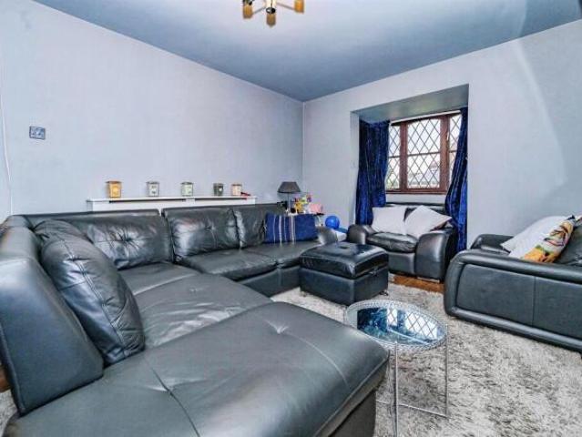 Farm for sale in Spring Park, Luton