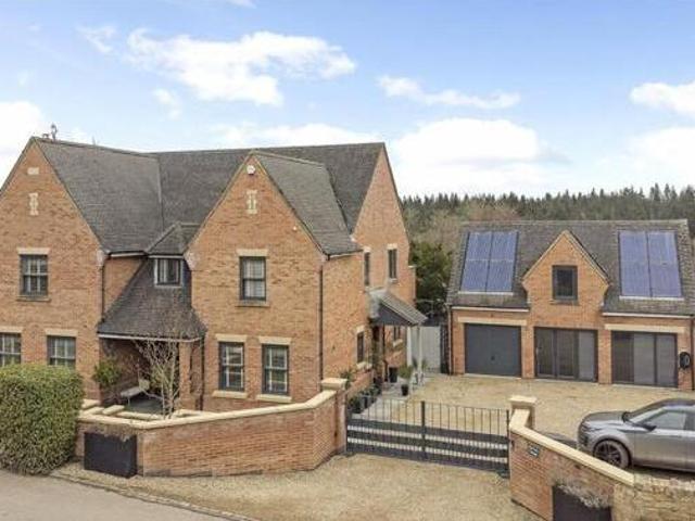 House for sale in Newent, Bromsberrow Heath