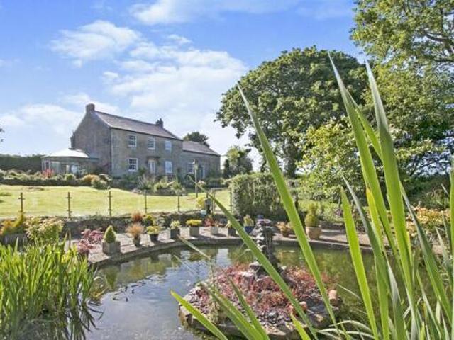 House for sale in Newquay, Cornwall