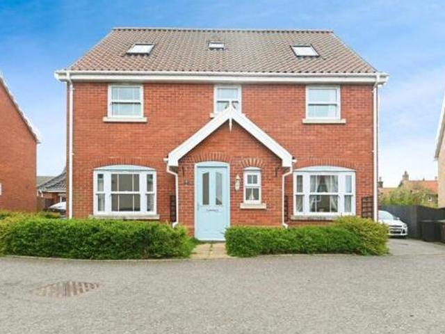 House for sale in East Bank, Norfolk