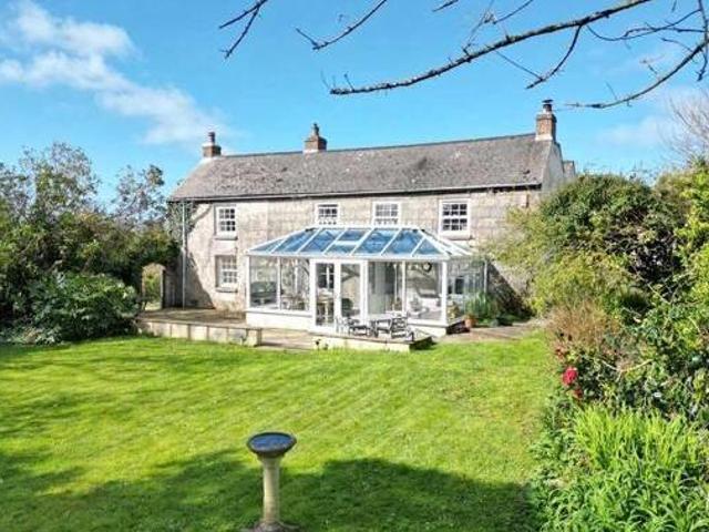 House for sale in Roseworthy, Cornwall
