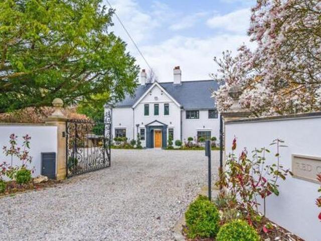 House for sale in The Slade, Oxfordshire