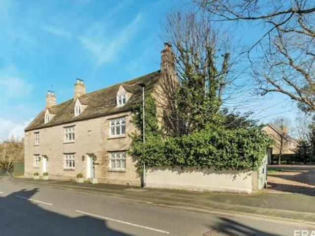 House for sale in Hampton Green, Cambridgeshire
