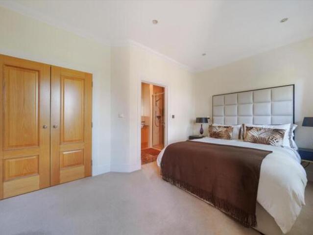 Property for sale in The Butts, Kent