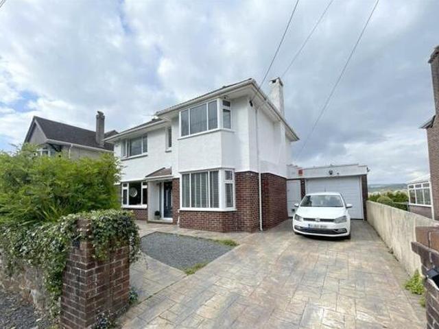 House for sale in Follaton, Strode