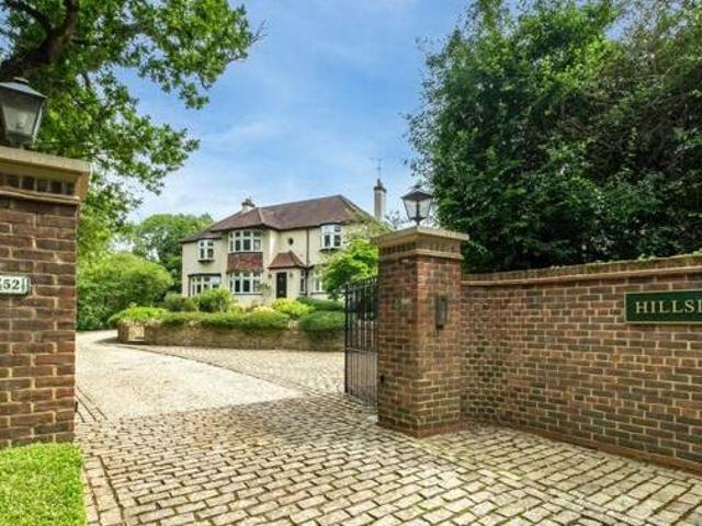 House for sale in Potters Bar, Hertfordshire