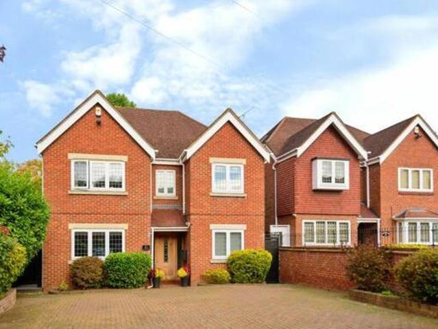 House for sale in Potters Bar, Hertfordshire