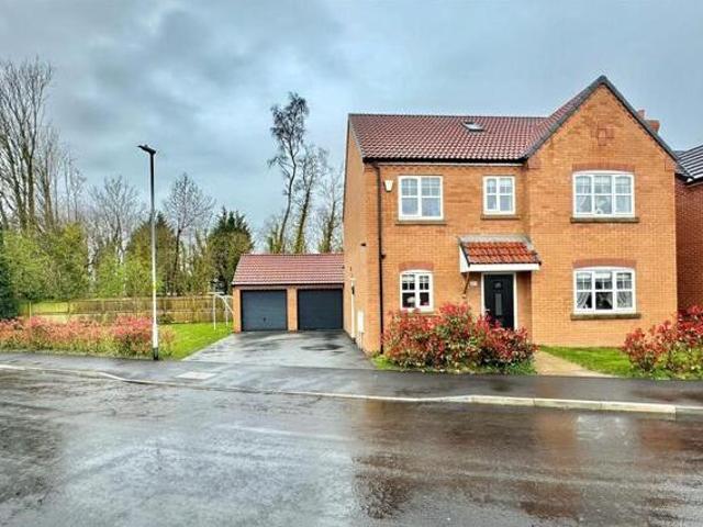 House for sale in Cottam, Higher Bartle