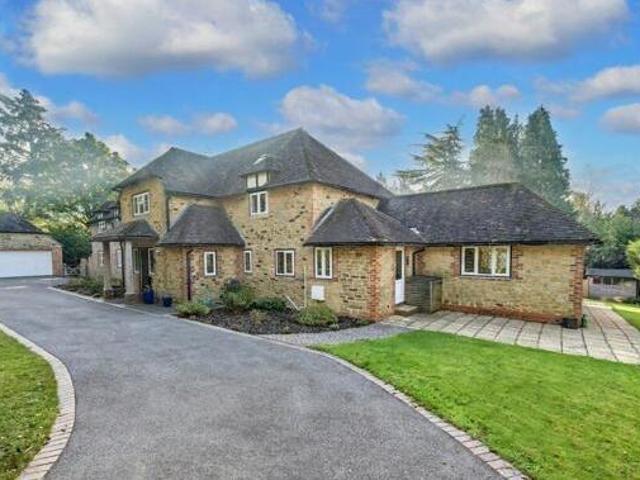 House for sale in Marehill, Horsham