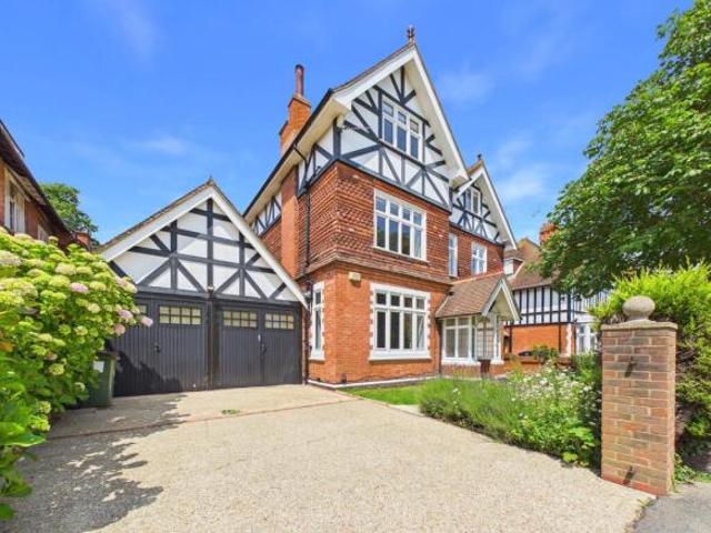 Farm for sale in Folkestone