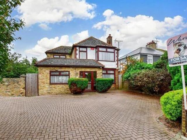 House for sale in Westwood, Acol