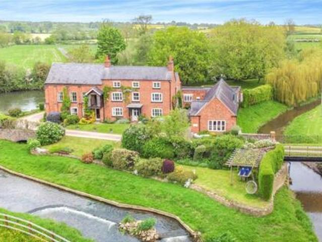 House for sale in Lyons, Greater London