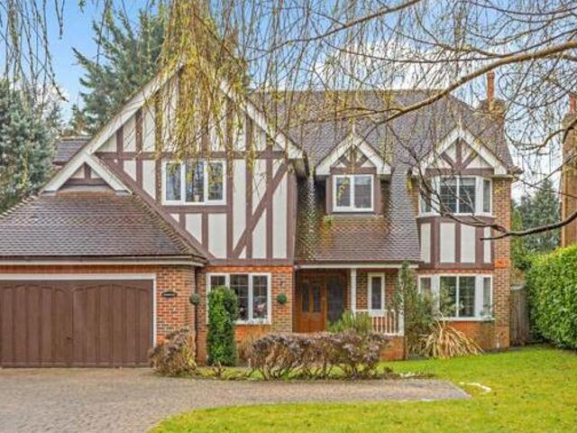 House for sale in Batchworth, Hertfordshire