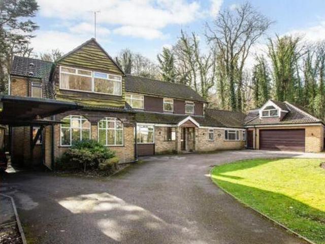 House for sale in Batchworth, Hertfordshire