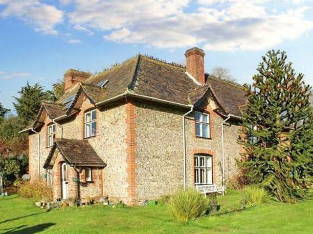House for sale in Eastbridge, Suffolk
