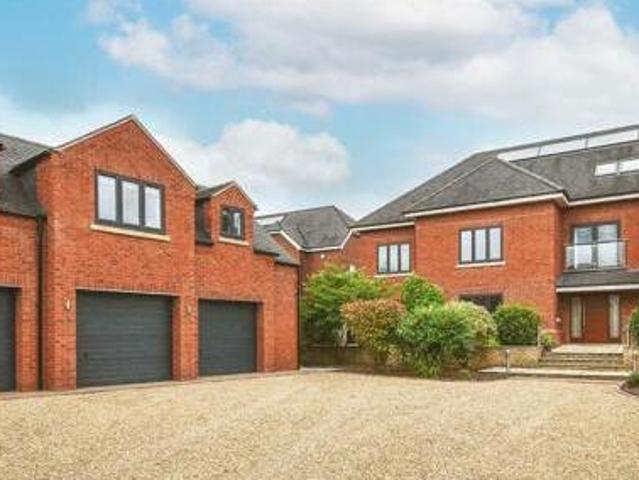 House for sale in East Midlands