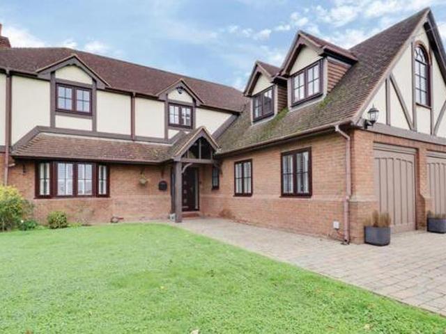 House for sale in South Ockendon, Essex
