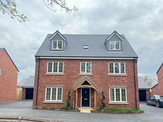 House for sale in Park Hill, Green Close