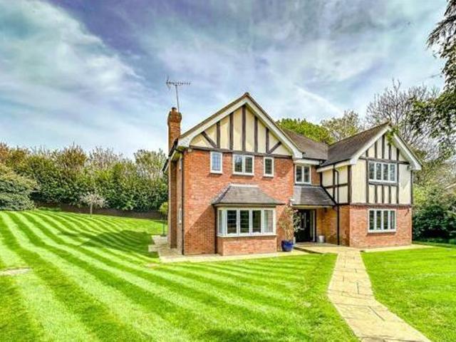 House for sale in Lyons, Greater London