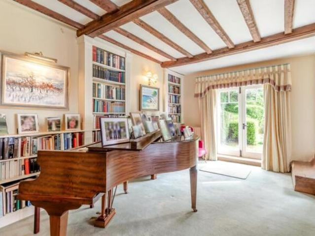 Farm for sale in Bridgefield, Kent