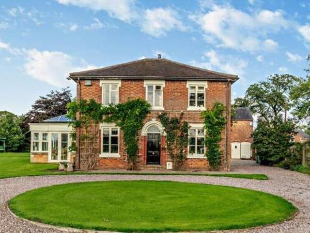 House for sale in Stone, Baswich