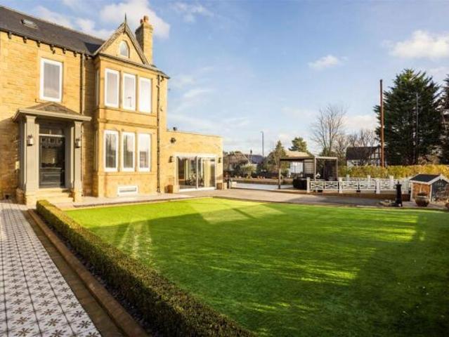 Farm for sale in Roundhay, West Yorkshire