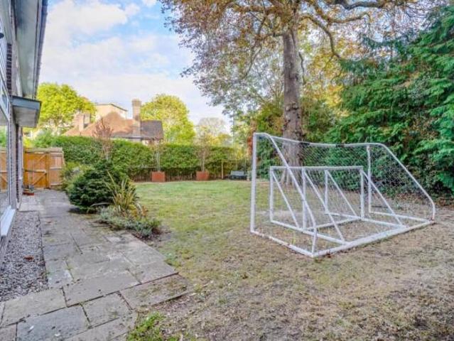 Farm for sale in Sydenham, Greater London