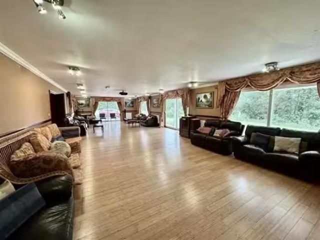 House for sale in Glanaman