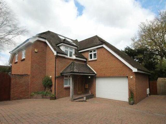 House for sale in Red Hill, Surrey