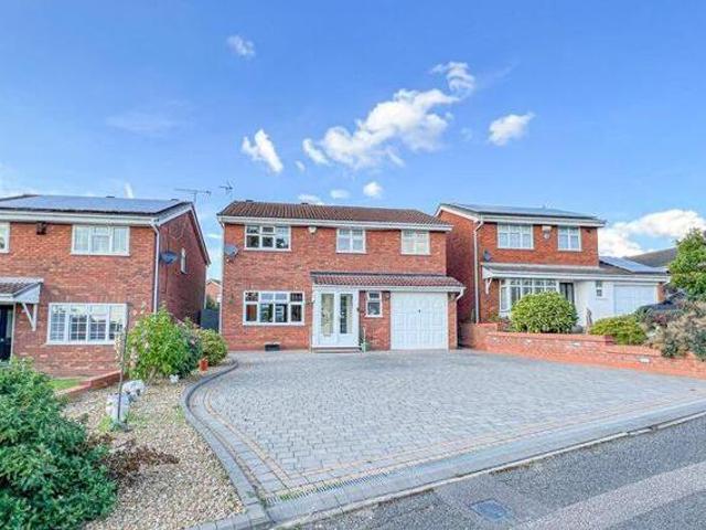 House for sale in Kettlebrook, Staffordshire
