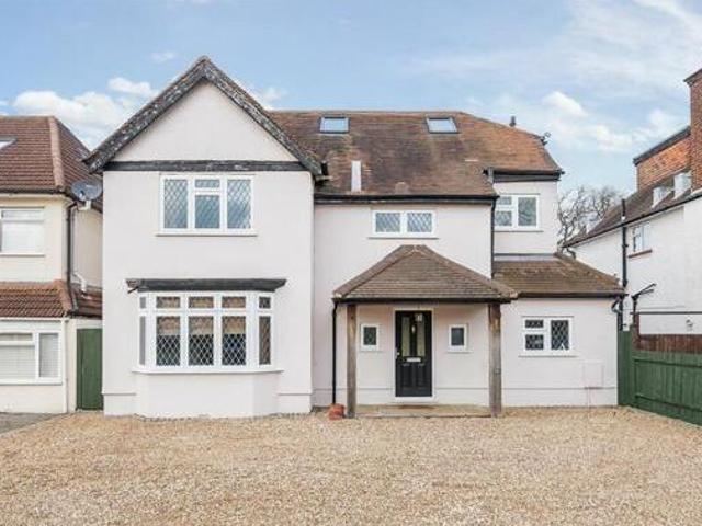 House for sale in Thames Ditton, Elmbridge