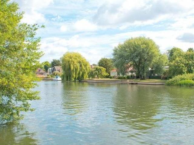 House for sale in Lyons, Greater London