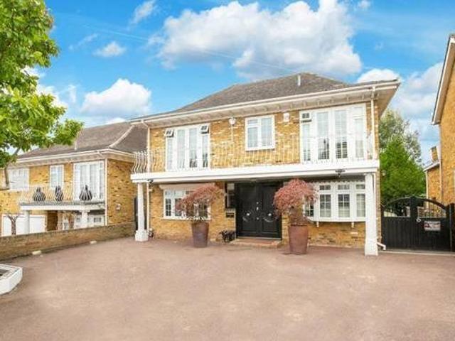 House for sale in Essex, England