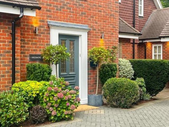 Farm for sale in Navestock Side, Essex