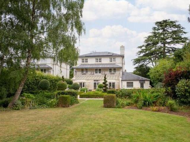 House for sale in Hawkenbury, Sandown Park