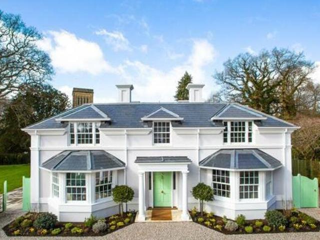 House for sale in Sandown Park, Kent