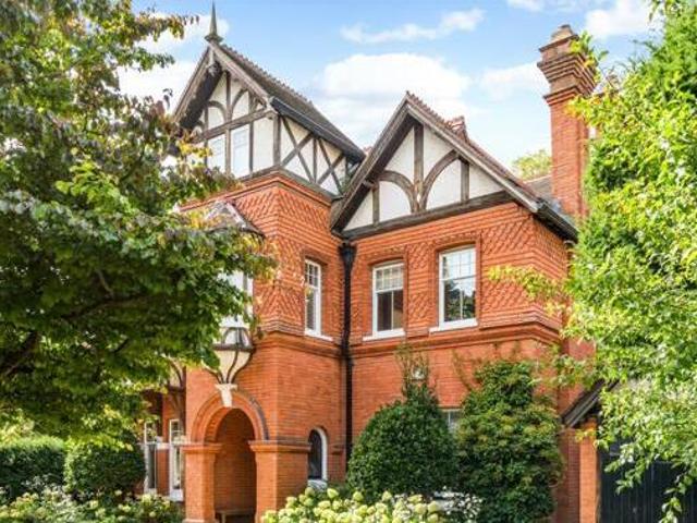 House for sale in Twickenham, Greater London