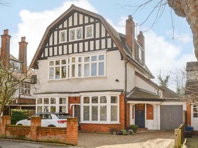 House for sale in Twickenham, Greater London