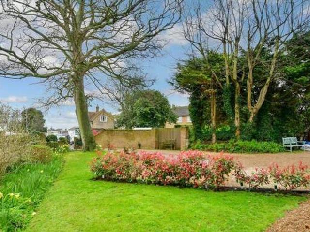 House for sale in Ash, Kent