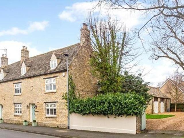 House for sale in Hampton Green, Cambridgeshire