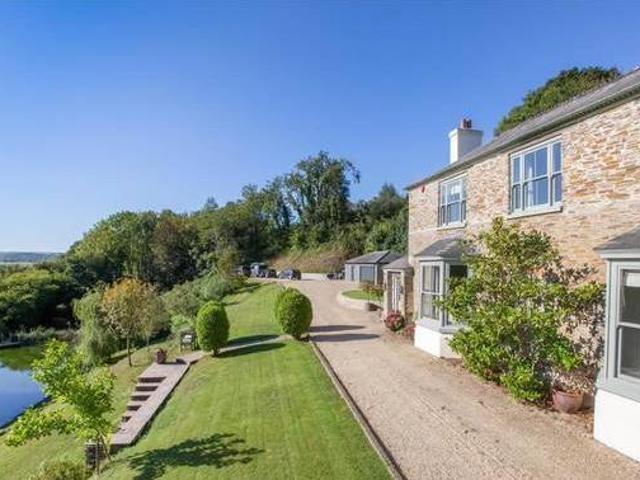 House for sale in Devon