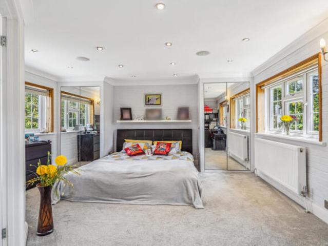 Farm for sale in Slough