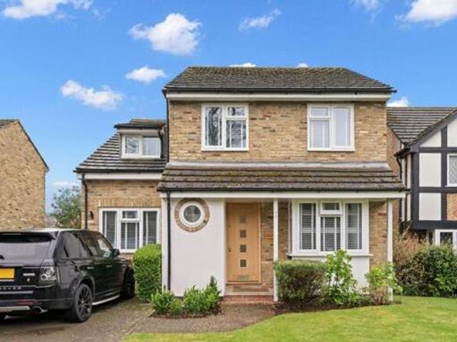 House for sale in Blackhills, Surrey