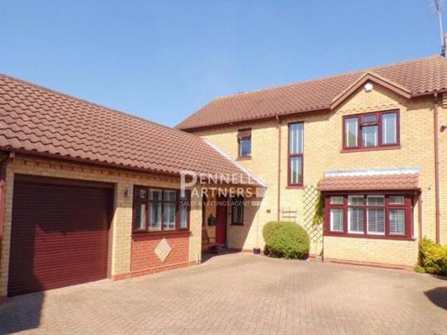 House for sale in Hampton Green, Cambridgeshire
