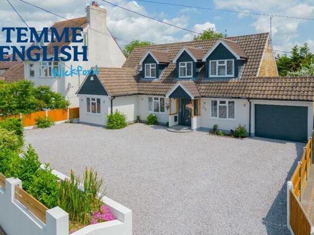 House for sale in Wickford, Basildon