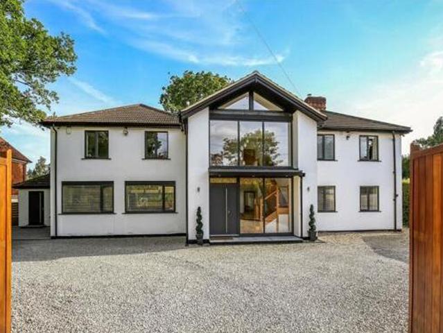 House for sale in Hawford, Hampshire