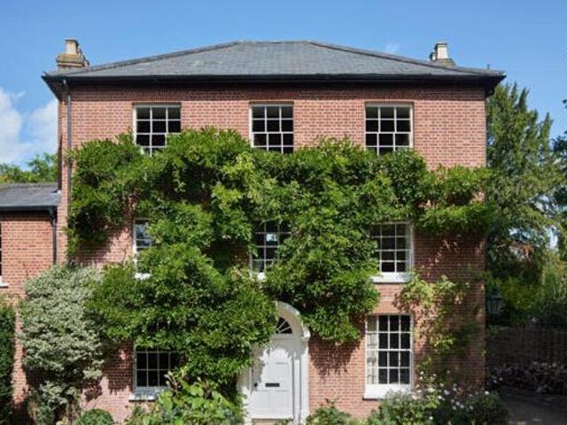 House for sale in Surrey
