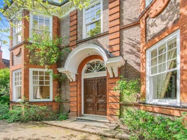 Farm for sale in Putney, Greater London